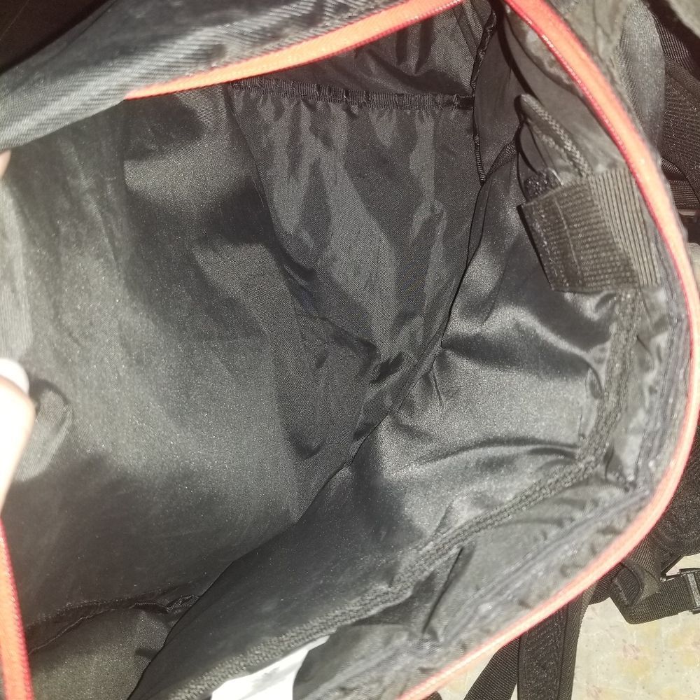 Puma Backpack Black and Red Drawstring and Zippers - Picture 6 of 9